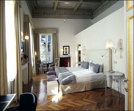 Relais Santa Croce Florence